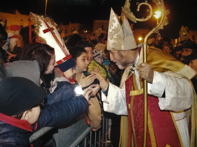 Molfetta (BA) – “Festa di San Nicola che viene dal Mare” e concorso “Scrivi una letterina a San Nicola”