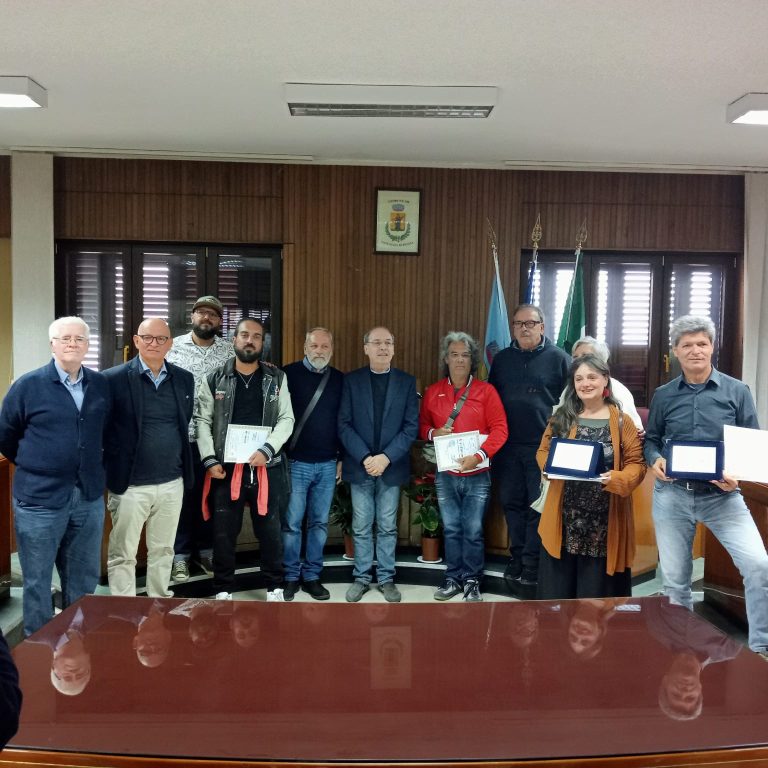 Sant’Agata di Puglia (FG): L’artista Fabio Castellaneta  vince il primo premio della sedicesima edizione di “Vicolorando”