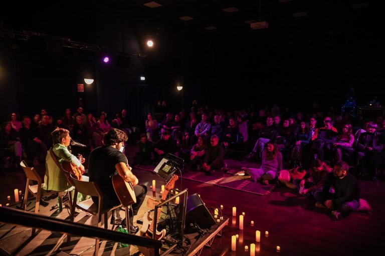 Corato (BA) – Note di luce: musica a lume di candela nel chiostro del Comune di Corato